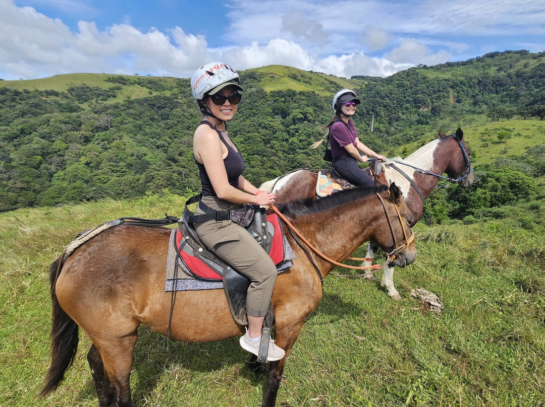 La Piedra Del Indio Waterfalls-Tilaran必去景点