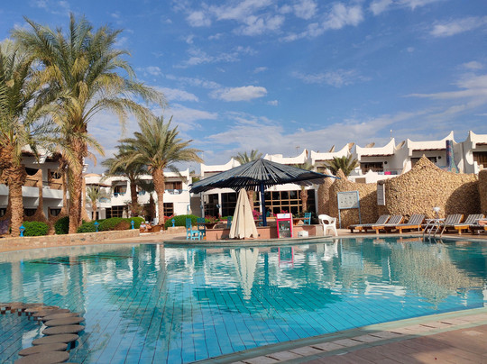 Turquoise Beach Hotel主图