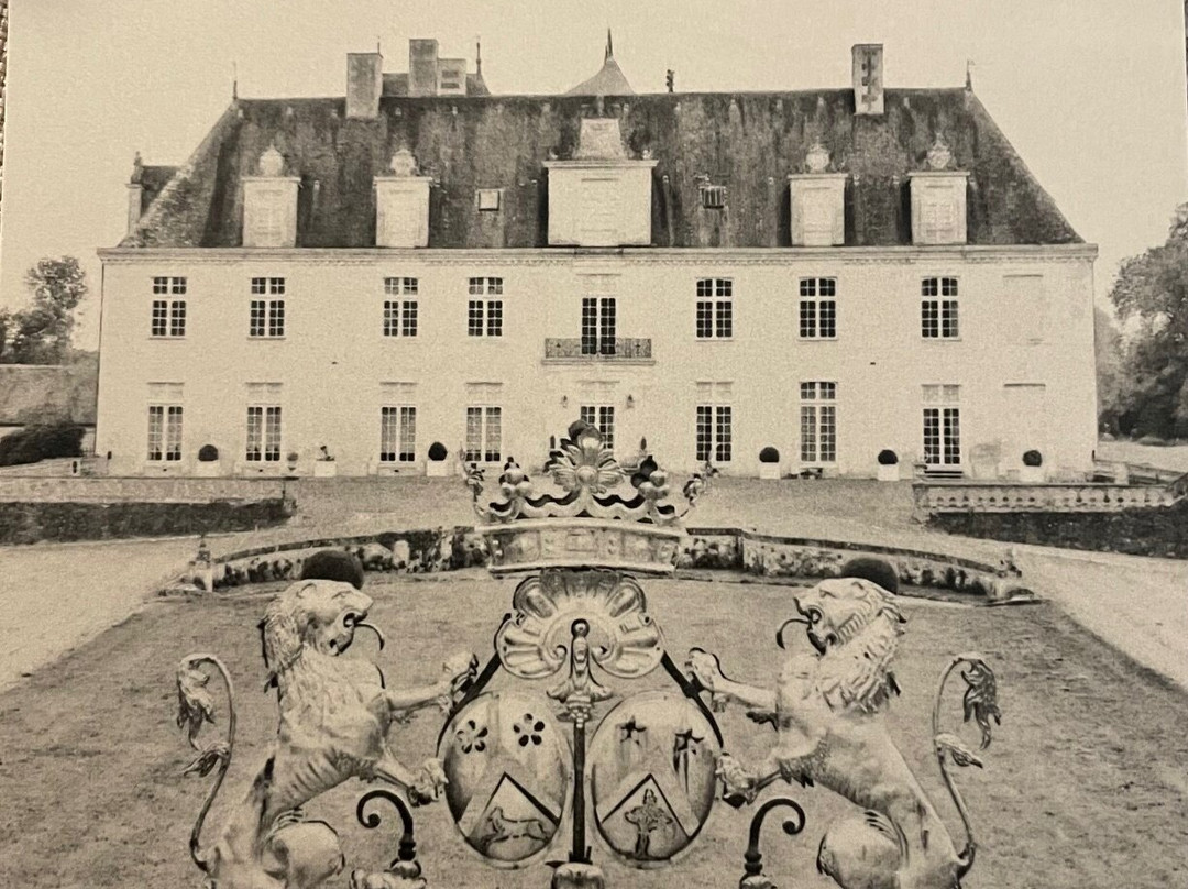 Château de Champchevrier-Clere-les-Pins必去景点