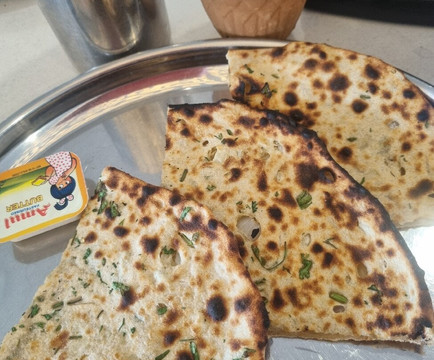 Gajraula Sukhdev Dhaba & Resort