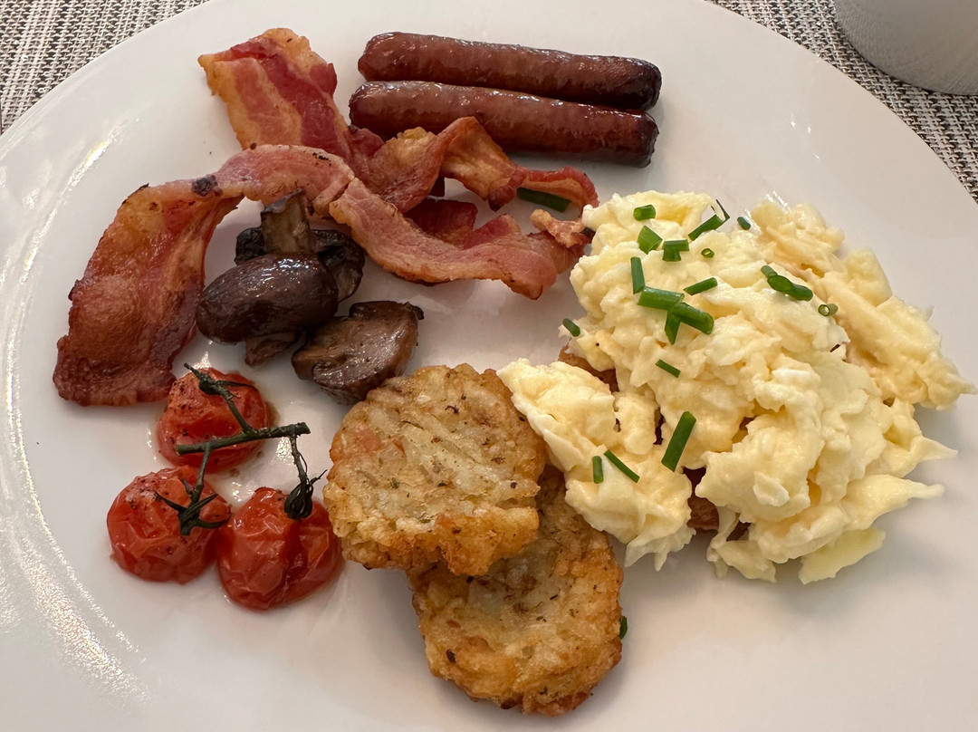 The Jarvis At 220主图