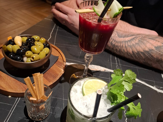 Monty's Bar-蒙斯必去景点