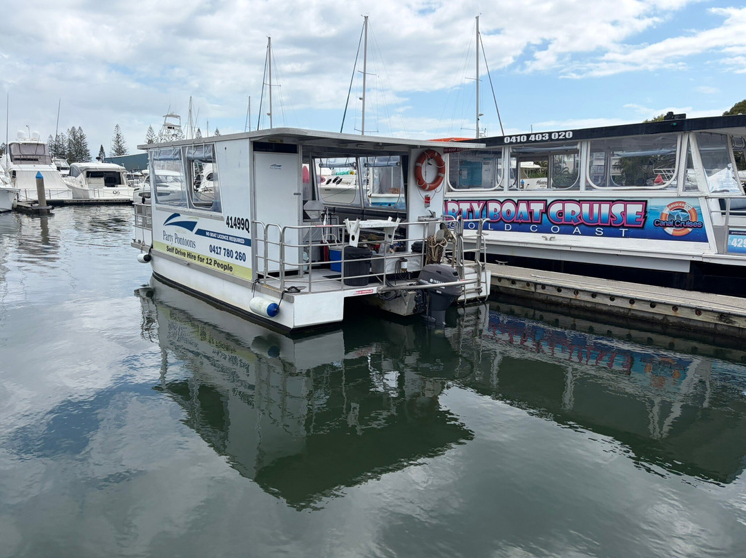 Gold Coast Party Pontoons-Runaway Bay必去景点