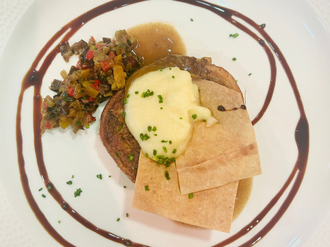 卡尔玛佐拉酒店主图