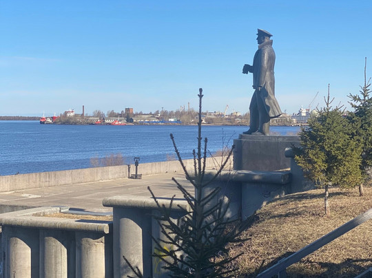 Monument to General Kuznetsov-阿尔汉格尔斯克必去景点