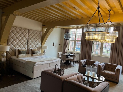 Steenhof Suites主图