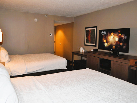 Hampton Inn Columbus/taylorsville/edinburgh主图