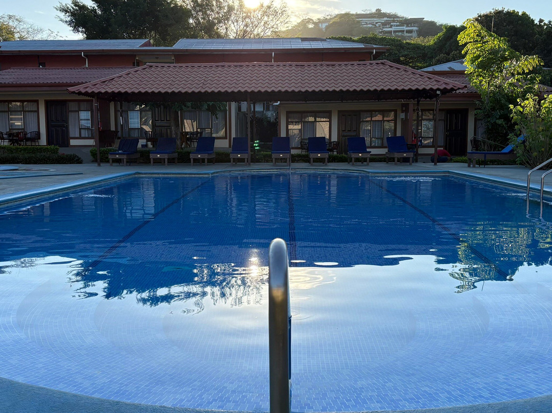 胡特伦斯别墅酒店主图