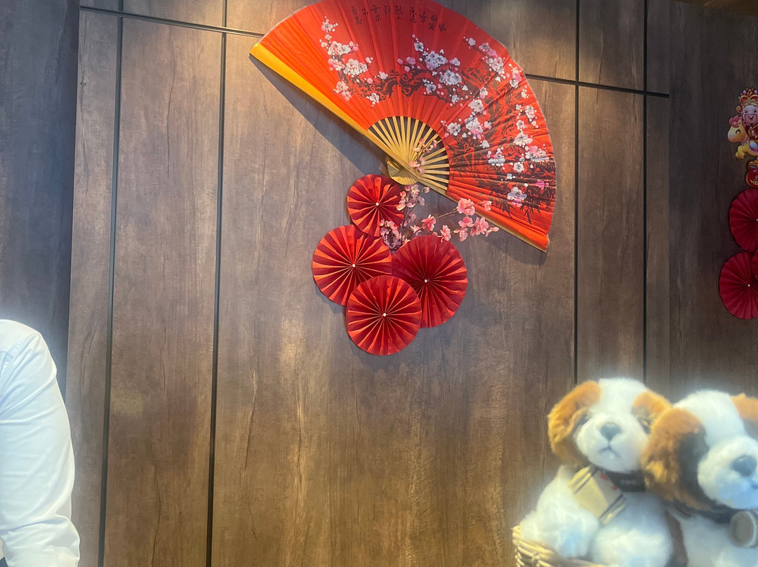 瑞士贝尔酒店比亚克金鹰鸟主图