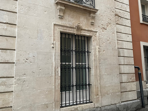 Across Madrid Cultural Tours-马德里必去景点