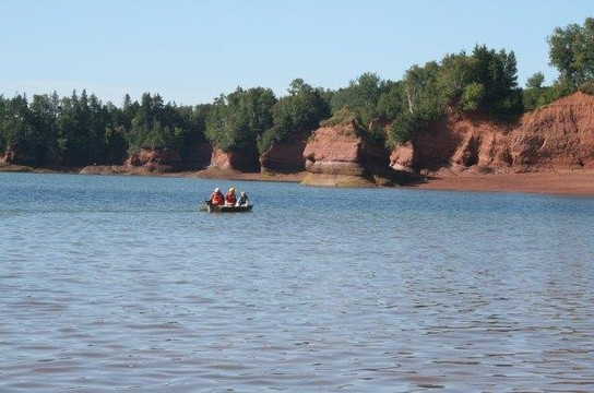 Cliffs Of Fundy Geopark-Parrsboro必去景点
