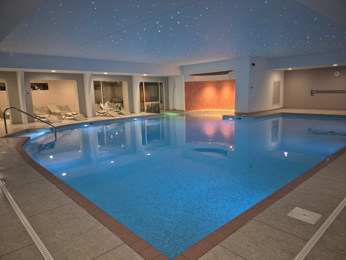 圣莫里茨酒店-官方