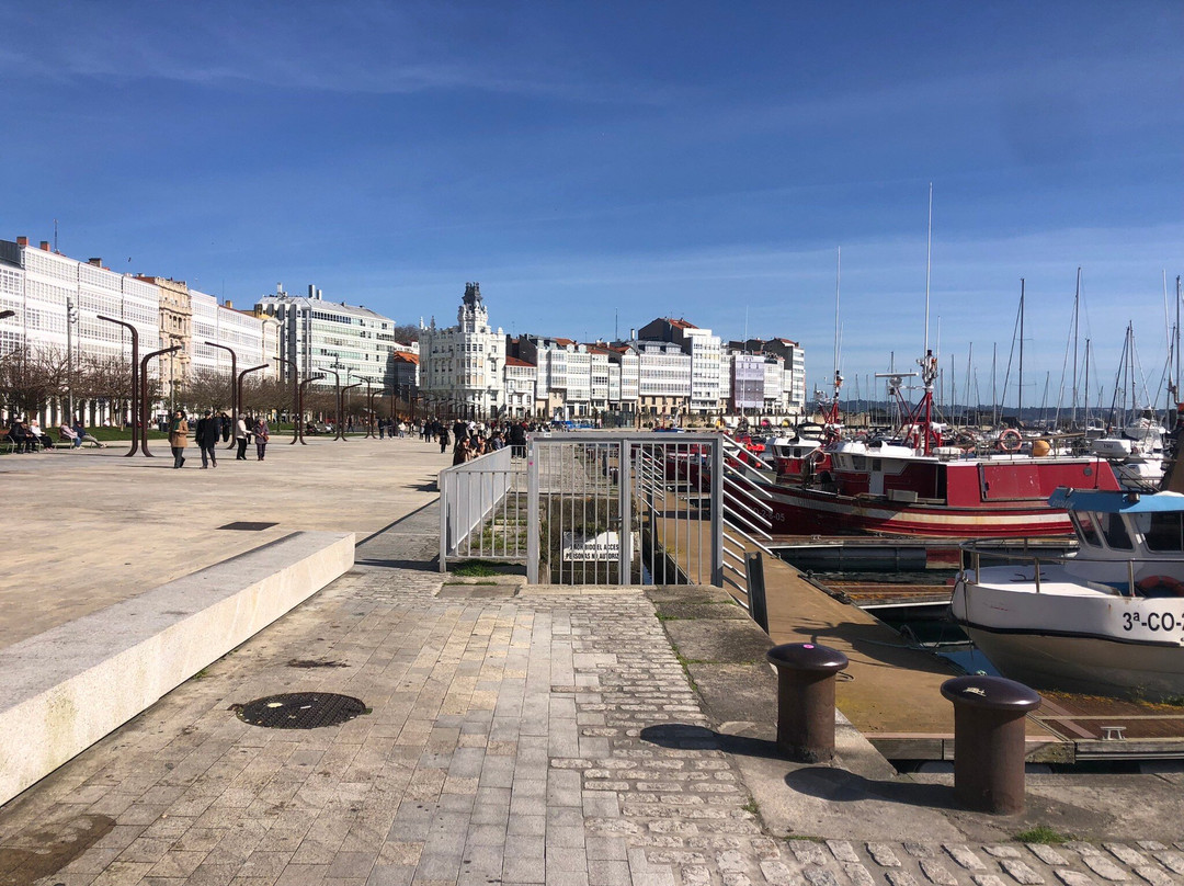 Avenida da Mariña-拉科鲁尼亚必去景点