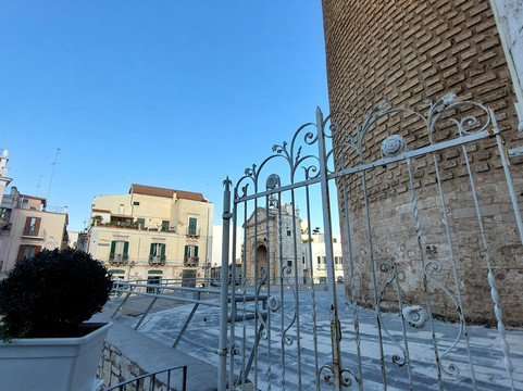 Torrione Angioino-Bitonto必去景点