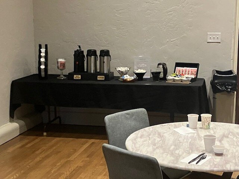 伐木工人酒店主图