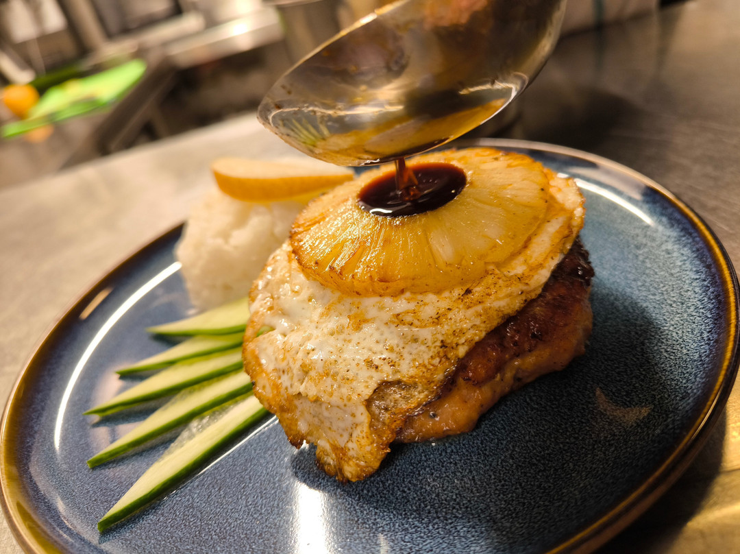 L'hirondelle Bistrot-resto Asiatique