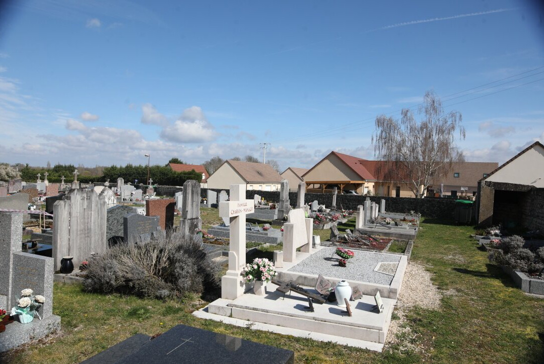 Cimetière de Chaudenay-Chaudenay必去景点