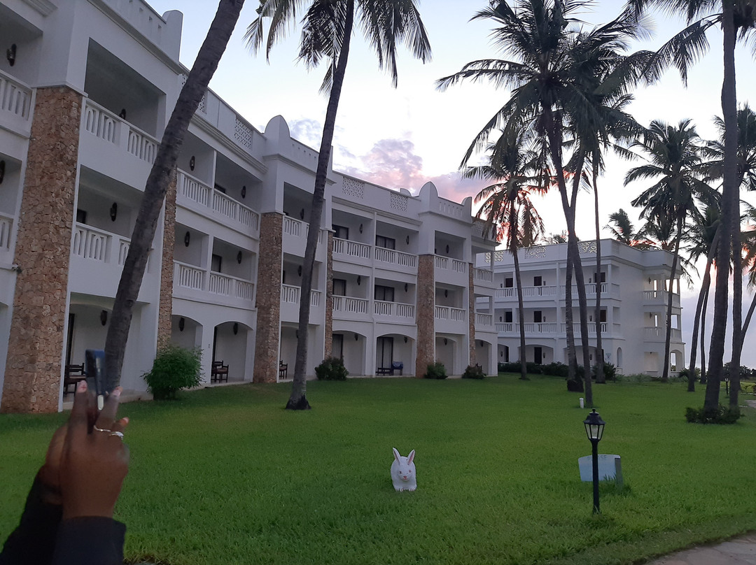 红鹤海滩水疗度假村主图