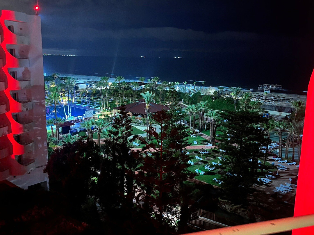 萨哈拉海滩水上公园酒店主图