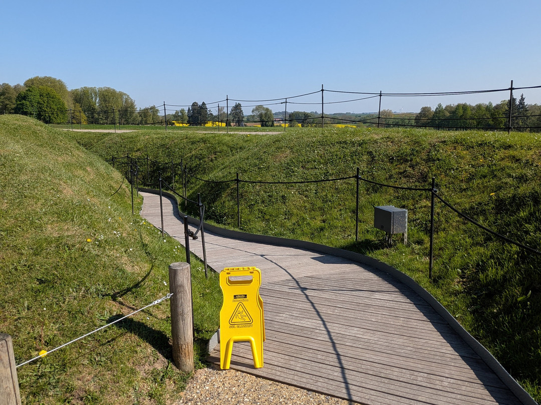 14-18 Somme Battlefield Tours-Albert必去景点