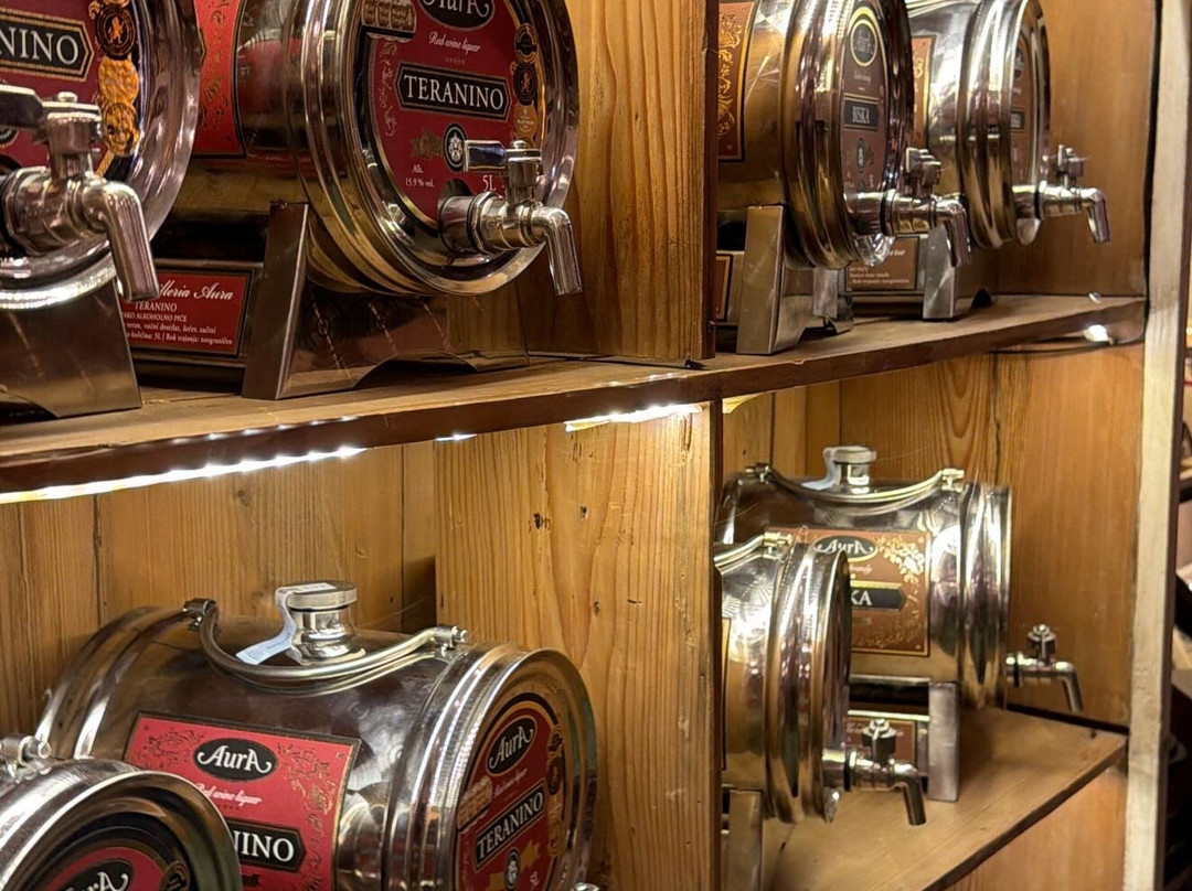 Aura Distillery-Buzet必去景点