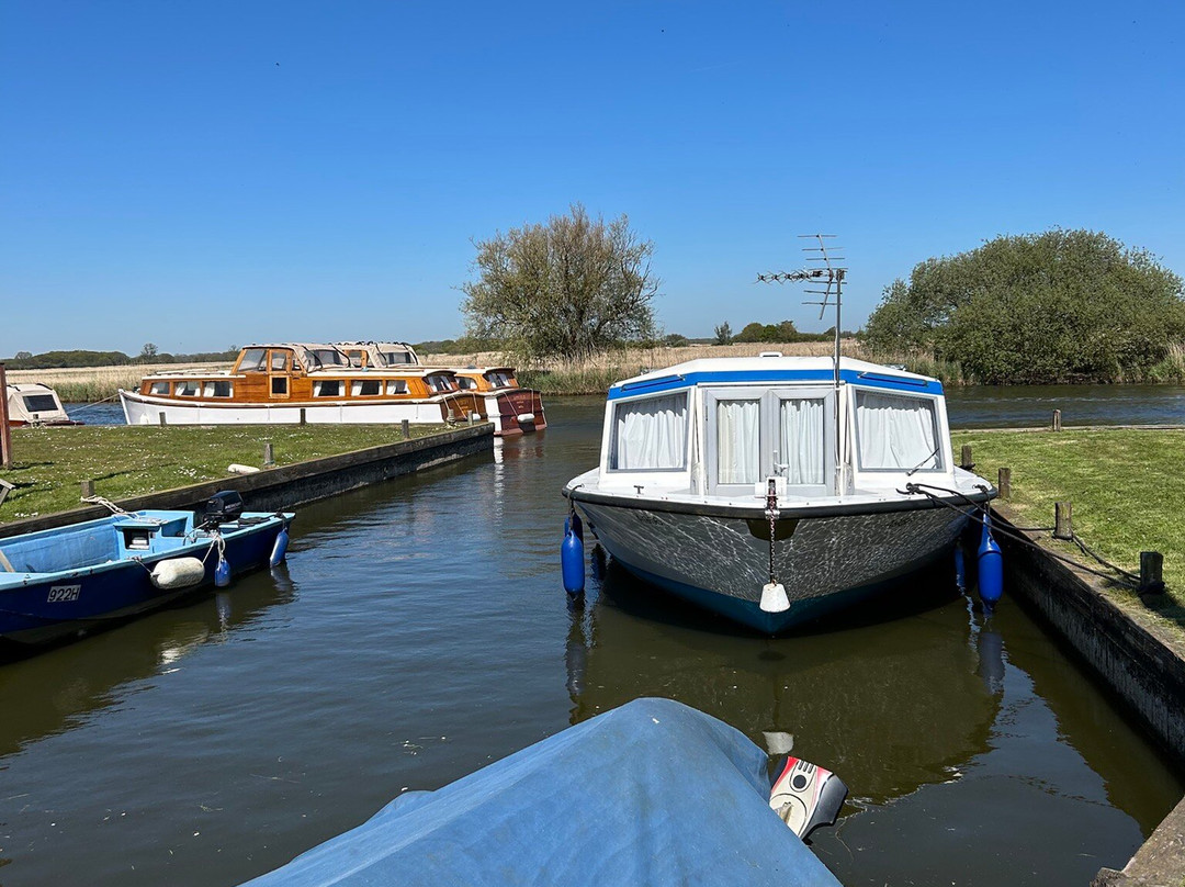 Ross' Wildlife Boat Trips-Mustard Hyrn必去景点