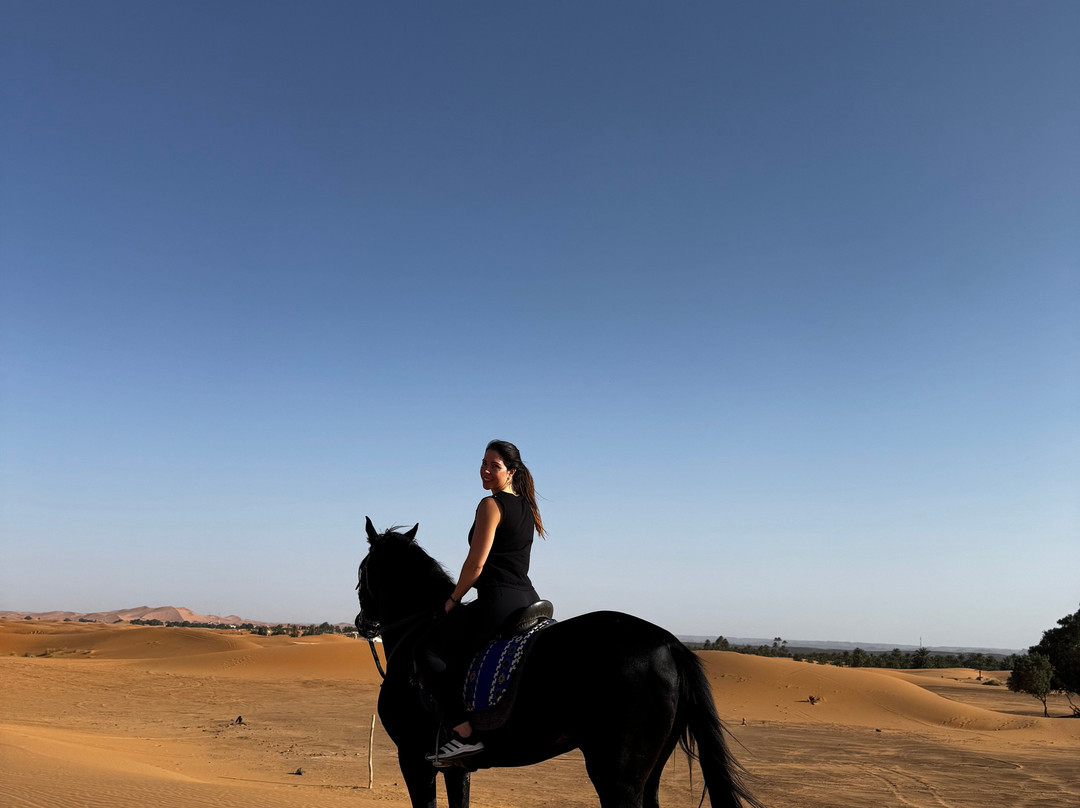 Merzouga Horse Riding-Hassilabied必去景点