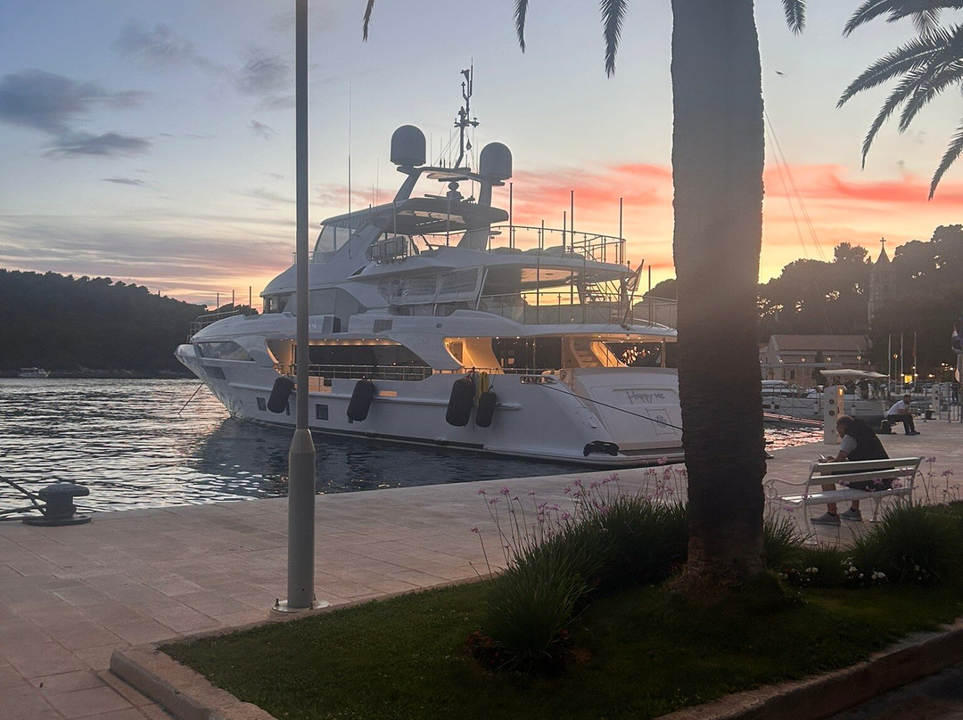 Cavtat Seaside Promenade-察夫塔特必去景点