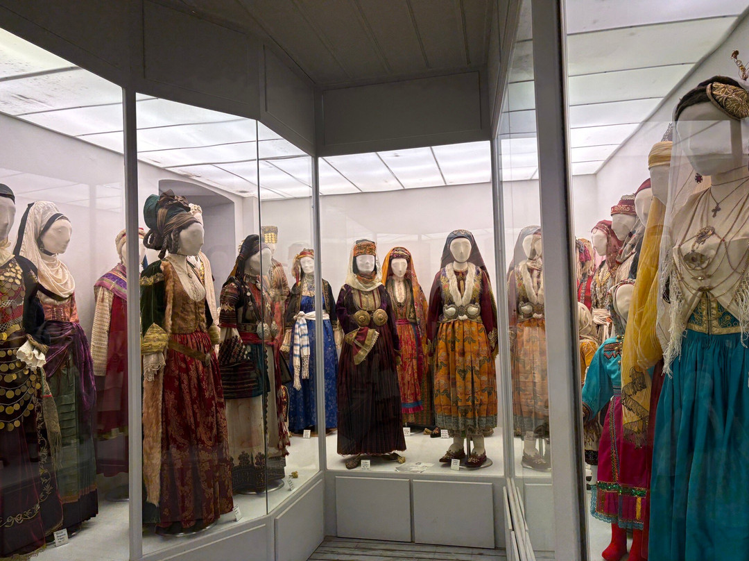 Permanent Exhibition of Traditional Greek Costume-Limni必去景点