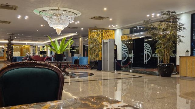 布米森伊尔酒店-旅行者