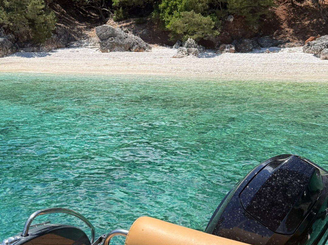 Enalia Boat Rentals-Poros必去景点