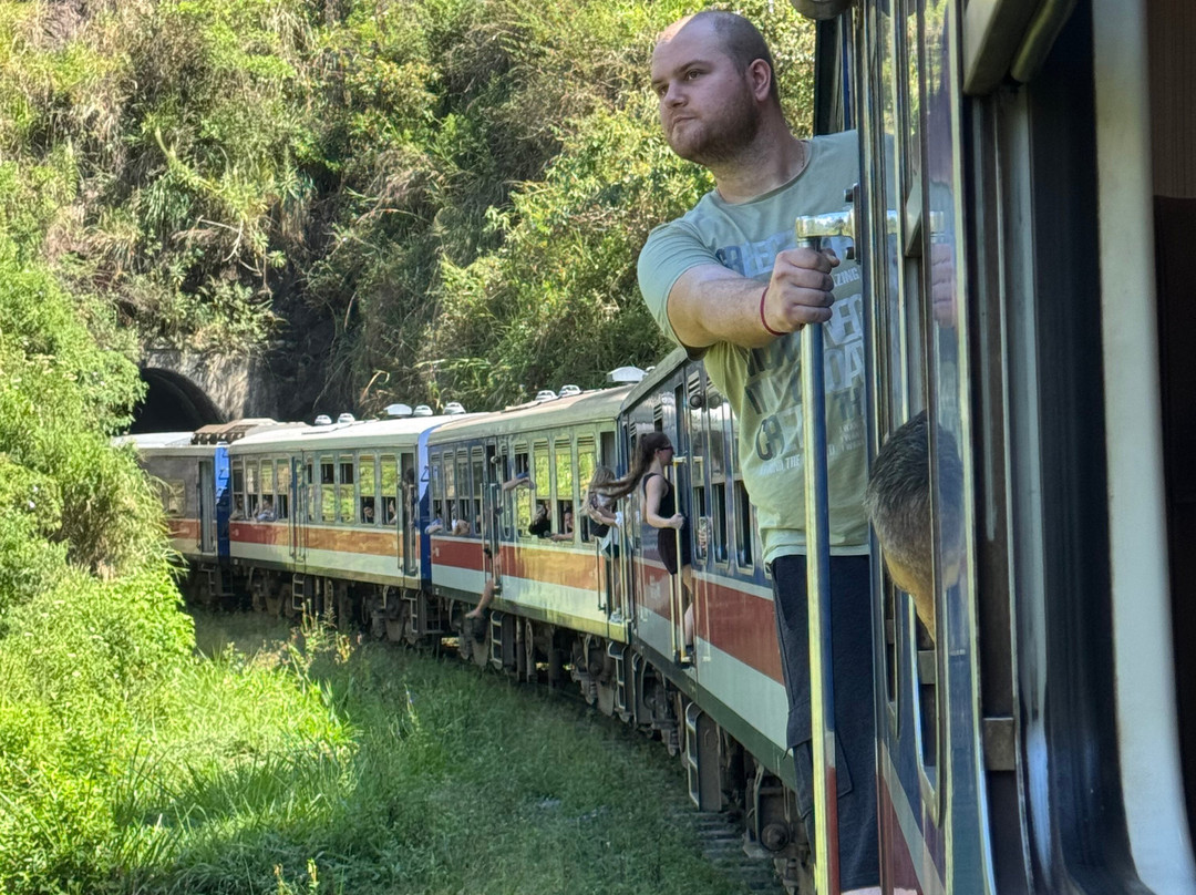 Guide in Sri Lanka Rathu & Olga Tours-贝卢瓦拉必去景点