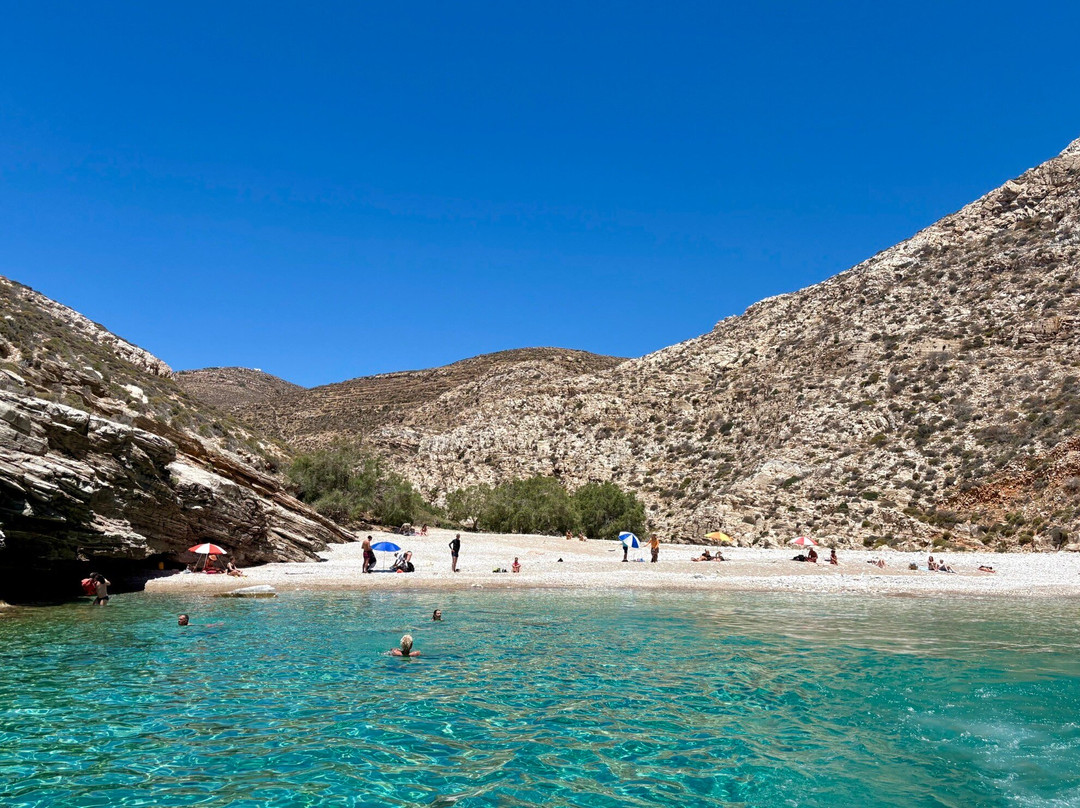 Livadaki Beach-Folegandros必去景点