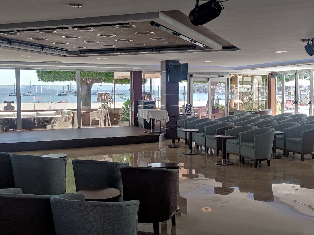 松马提亚斯海滩酒店 - 限成人入住主图