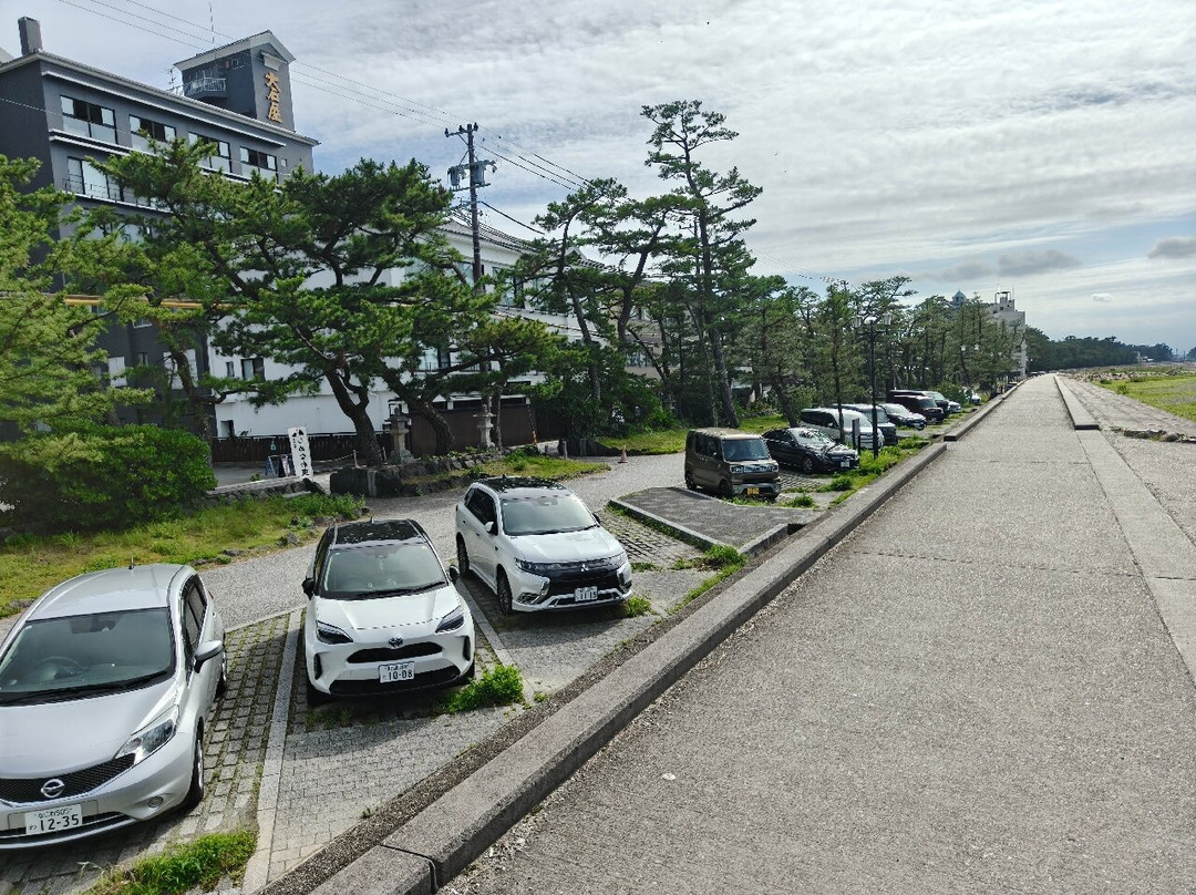 Meoto Iwa-朝雾町必去景点