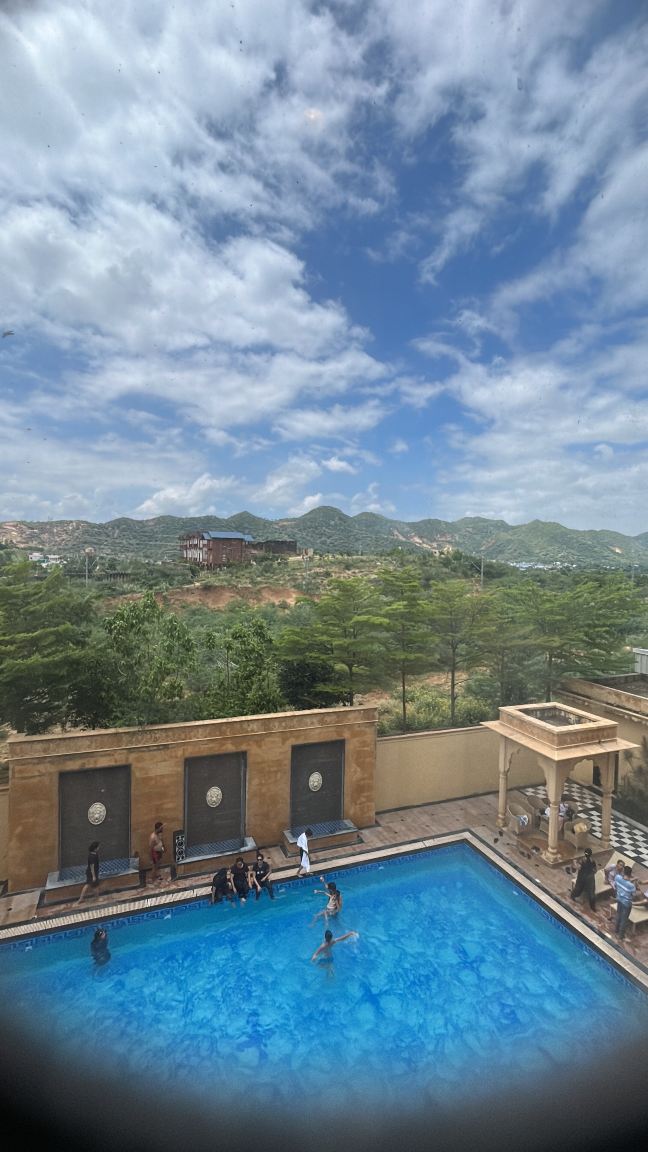 塞赫德夫花园酒店-旅行者