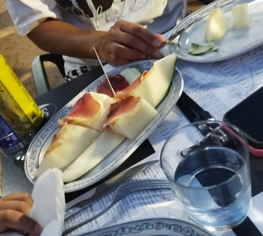 Local Social La Rambla-Vall-Llobrega必去景点