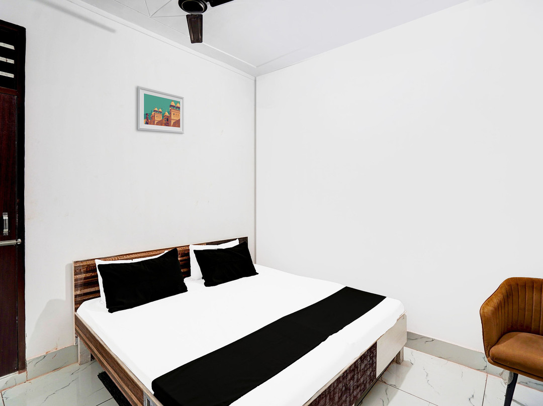 Hotel O Eat Out Cafe & Rooms