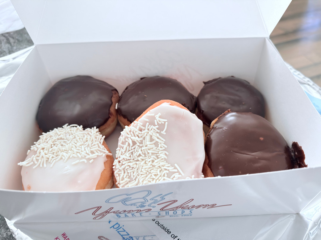 Yum Yum Bake Shop