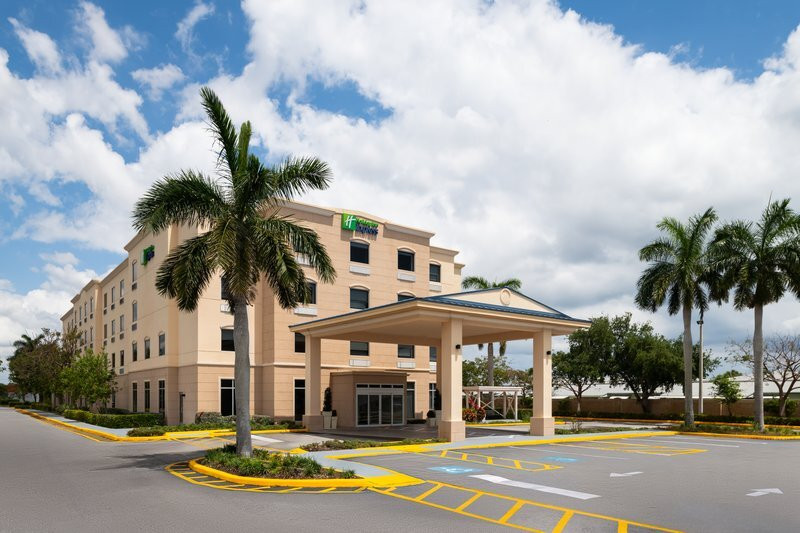 Holiday inn express boynton beach
