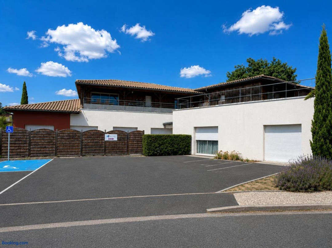 信风公寓式酒店
