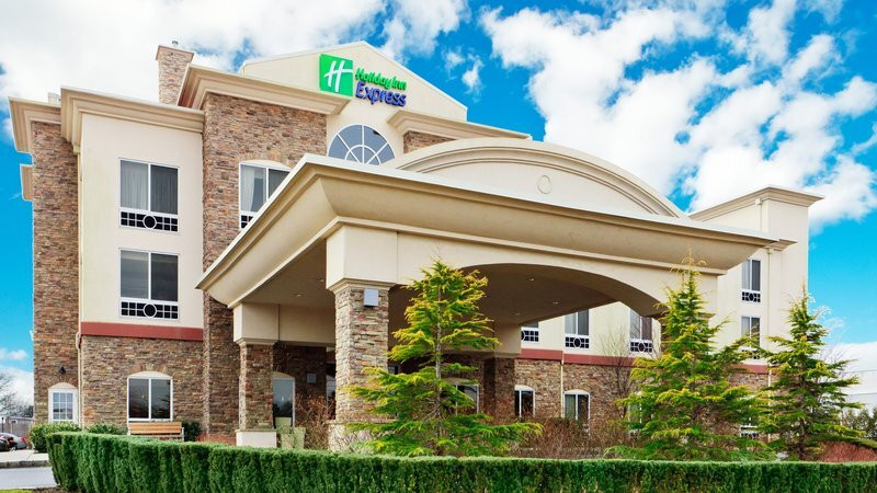 Wading River酒店住宿-Holiday Inn Express & Suites Riverhead - Long Island by IHG