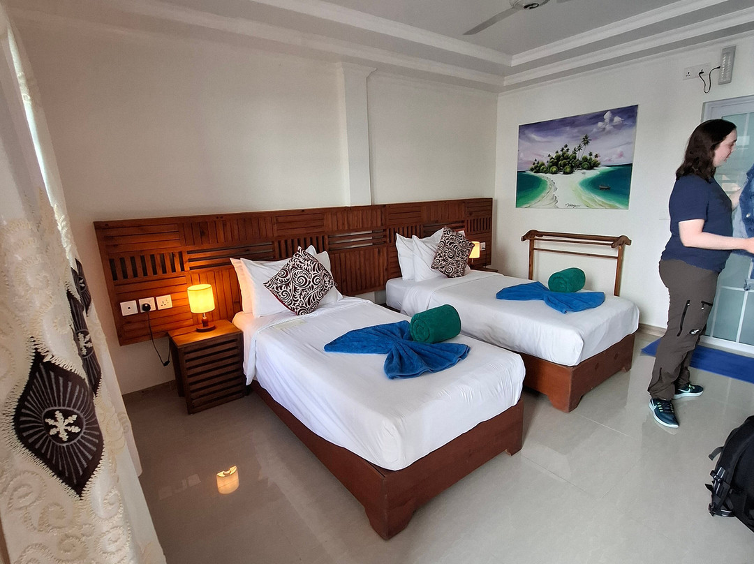 Kamadhoo Inn主图