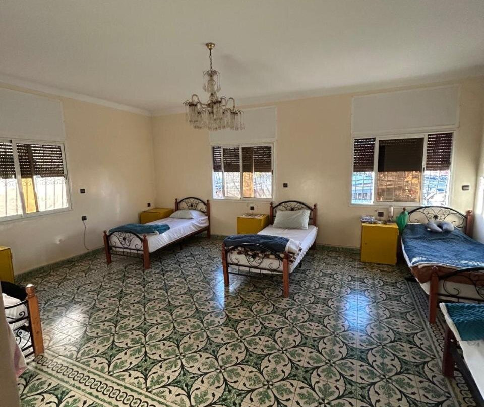 Tabriquet urban shared room