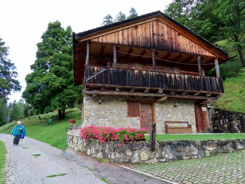 Villaggio Di Pian-Alleghe必去景点