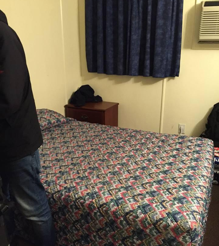 Americana Motel