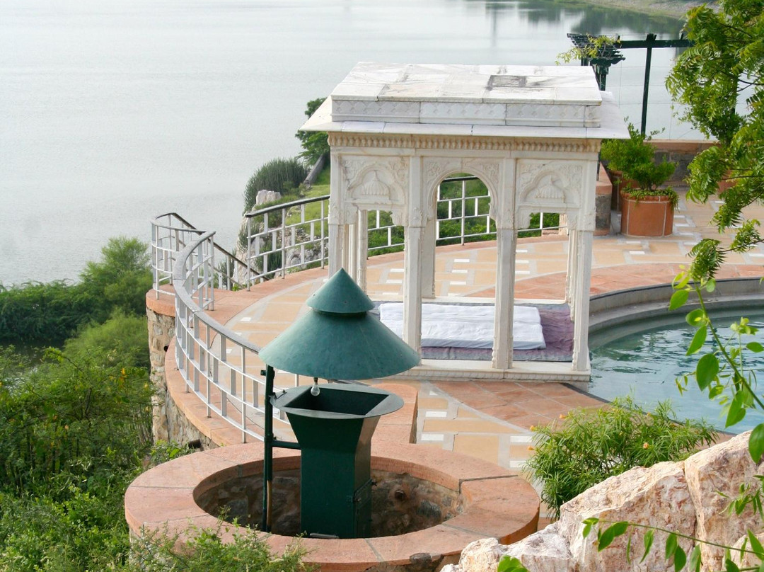 Pali酒店住宿-Sardar Samand Palace