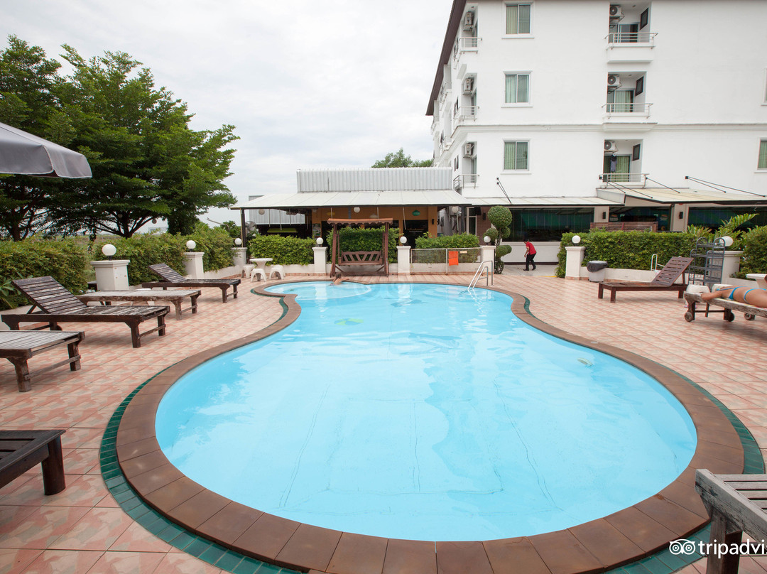 Ban Khlong Sanam Phli酒店住宿-大公寓酒店