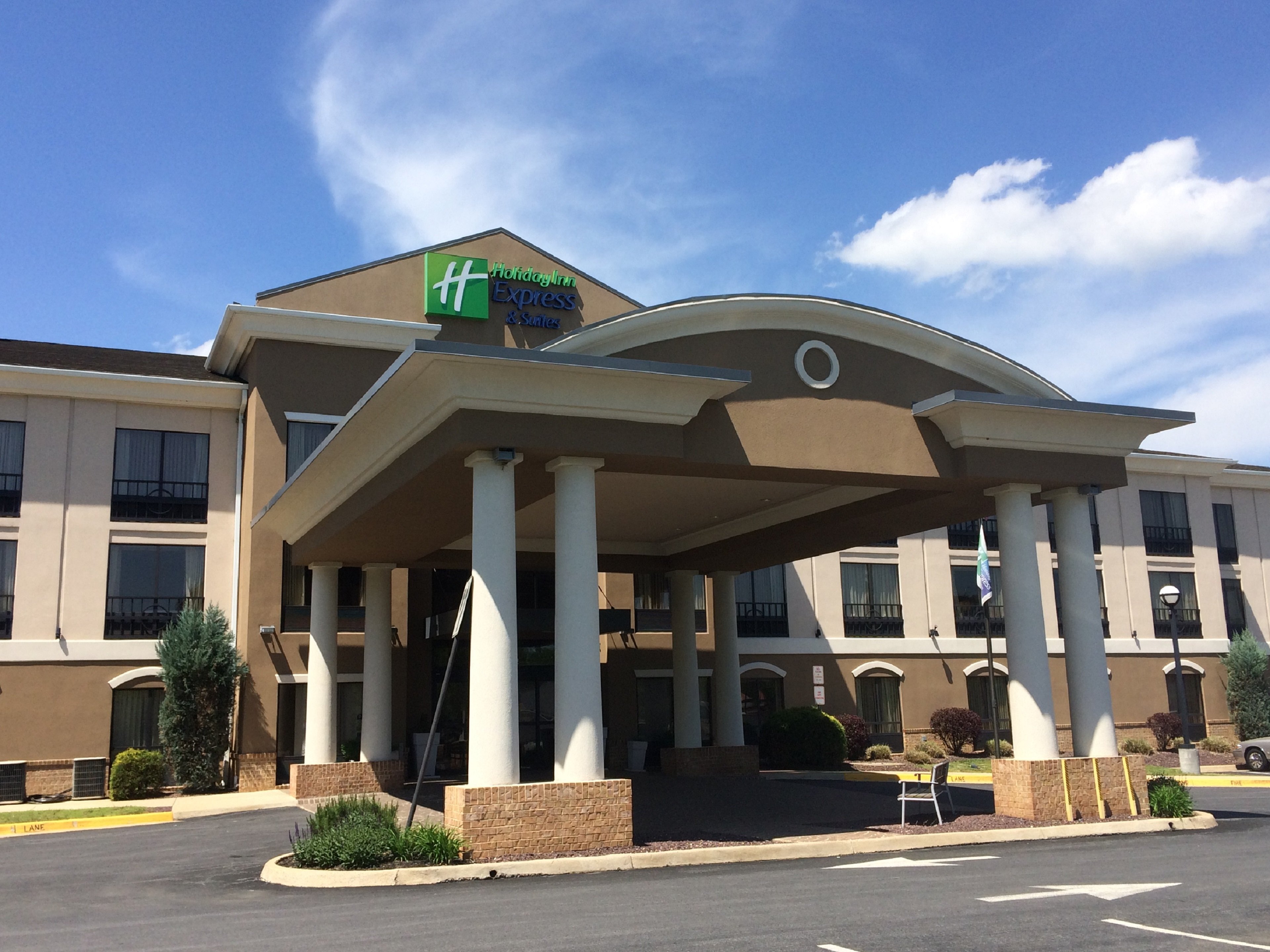 Holiday Inn Express & Suites Winchester, an IHG hotel-官方