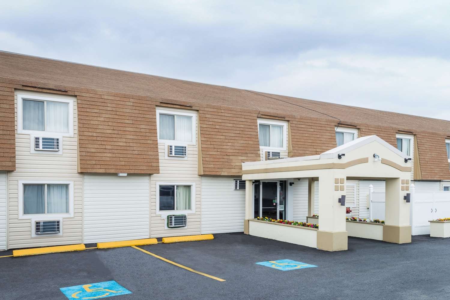 Super 8 by Wyndham Bangor-官方